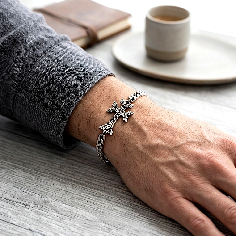 Croix - 3.4 cm - Plaqué Argent Vieilli  - 18cm